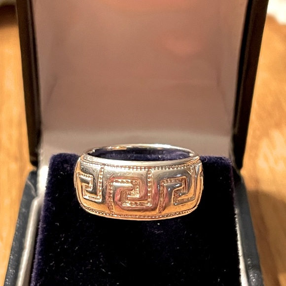 Sterling silver Greek Key ring size 6 - Picture 4 of 5